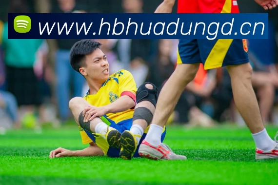 中国男足友谊赛三球胜深圳队武磊双响张玉宁破门